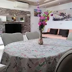 شقة Libe With Sea View تروغير