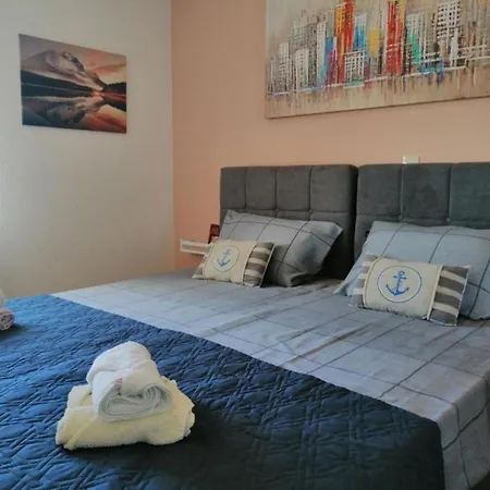 Libe With Sea View * Trogir