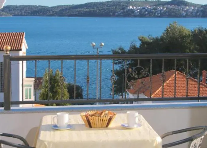 Libe With Sea View Trogir