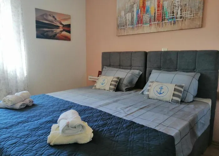 Libe With Sea View * Trogir